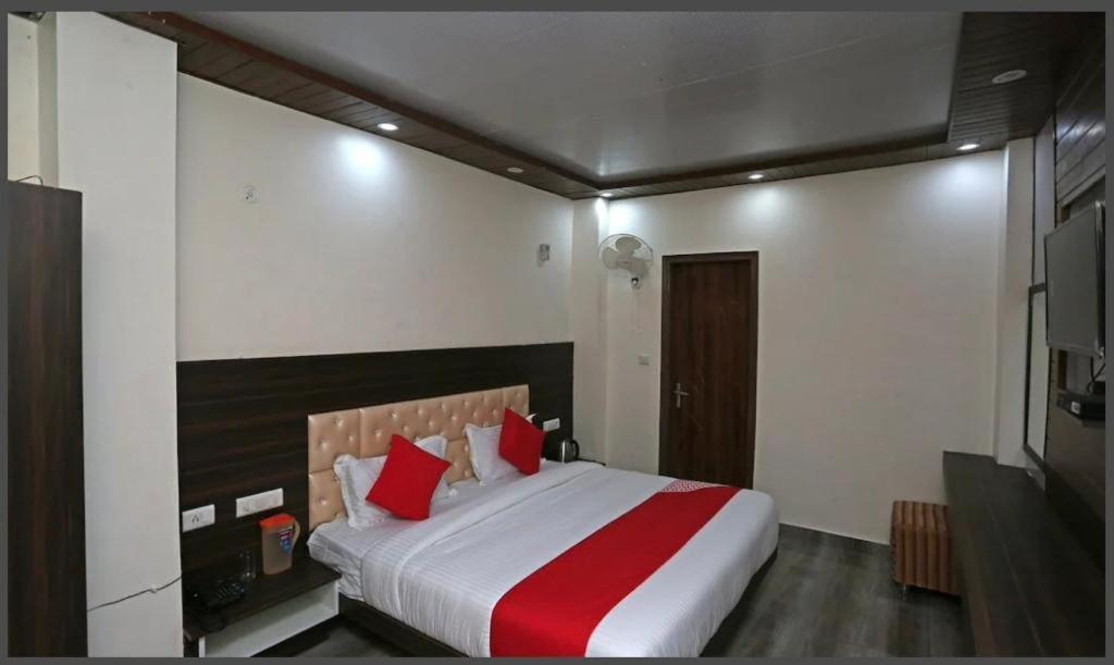 Hill Stone Mussorie Hotel มัสซูรี ภายนอก รูปภาพ